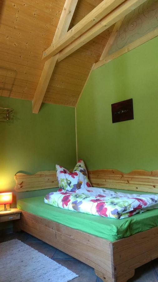 Ziegeleihof inmitten von Wiesen und Wäldern Degenershausen Exterior foto